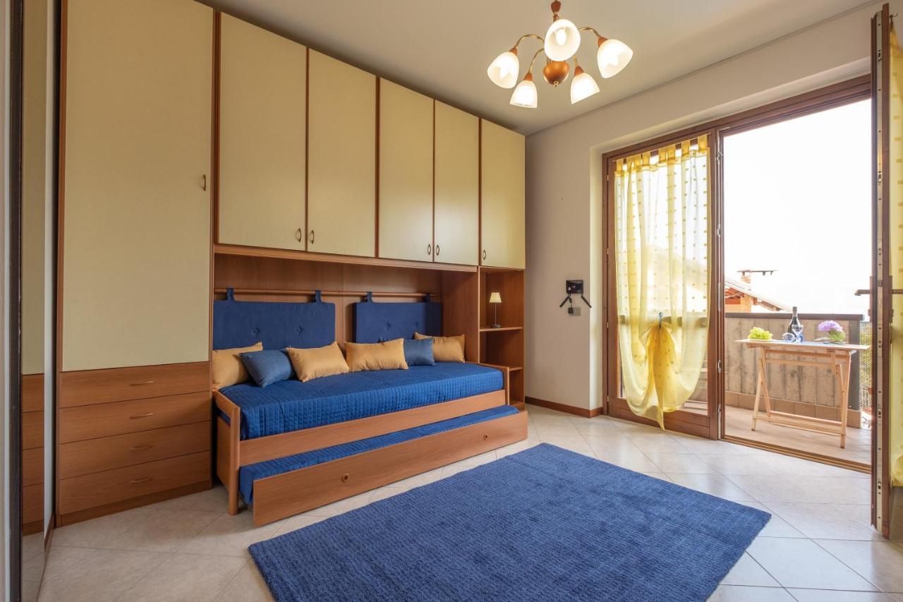 Happy Guest Apartments - Lake Panorama & Pool Riva di Solto Exteriér fotografie